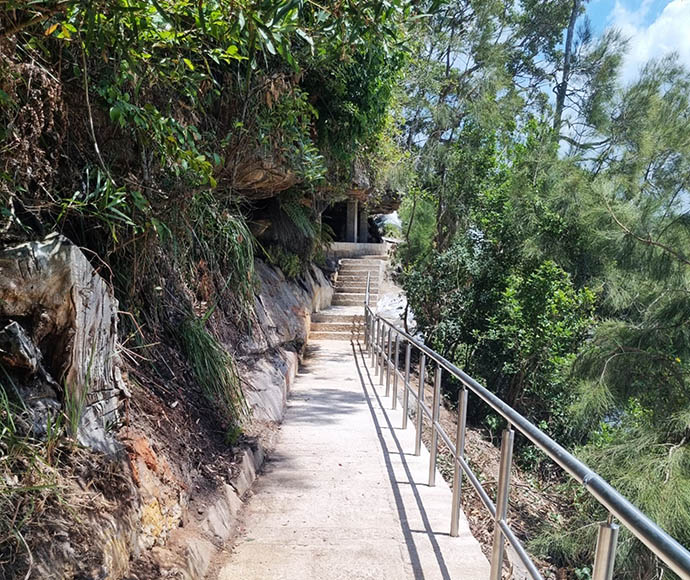 Wattamolla Beach access track: The improved track is nearly complete 